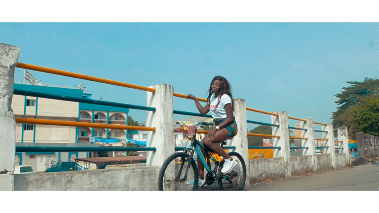 Le clip vidéo du titre « Ennemi » d’Alix enfin disponible