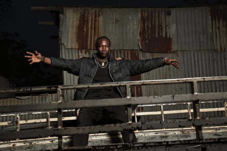 Black Ten  s’affirme « GOAT »